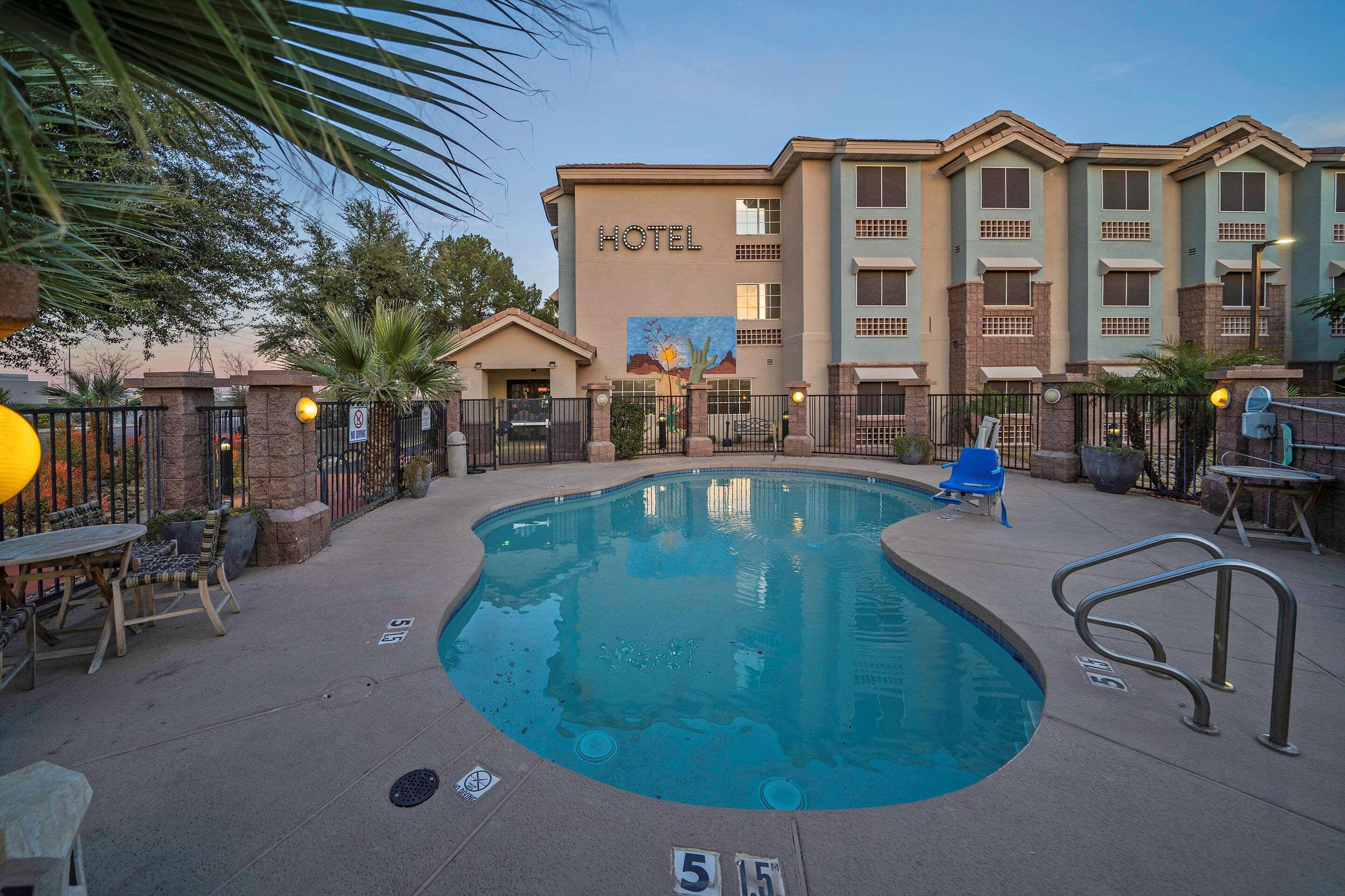 La Quinta Inn & Suites By Wyndham Tempe University, Phoenix Exterior foto